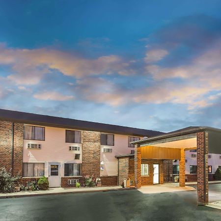 Super 8 By Wyndham Bourbonnais/Kankakee Area Exteriör bild