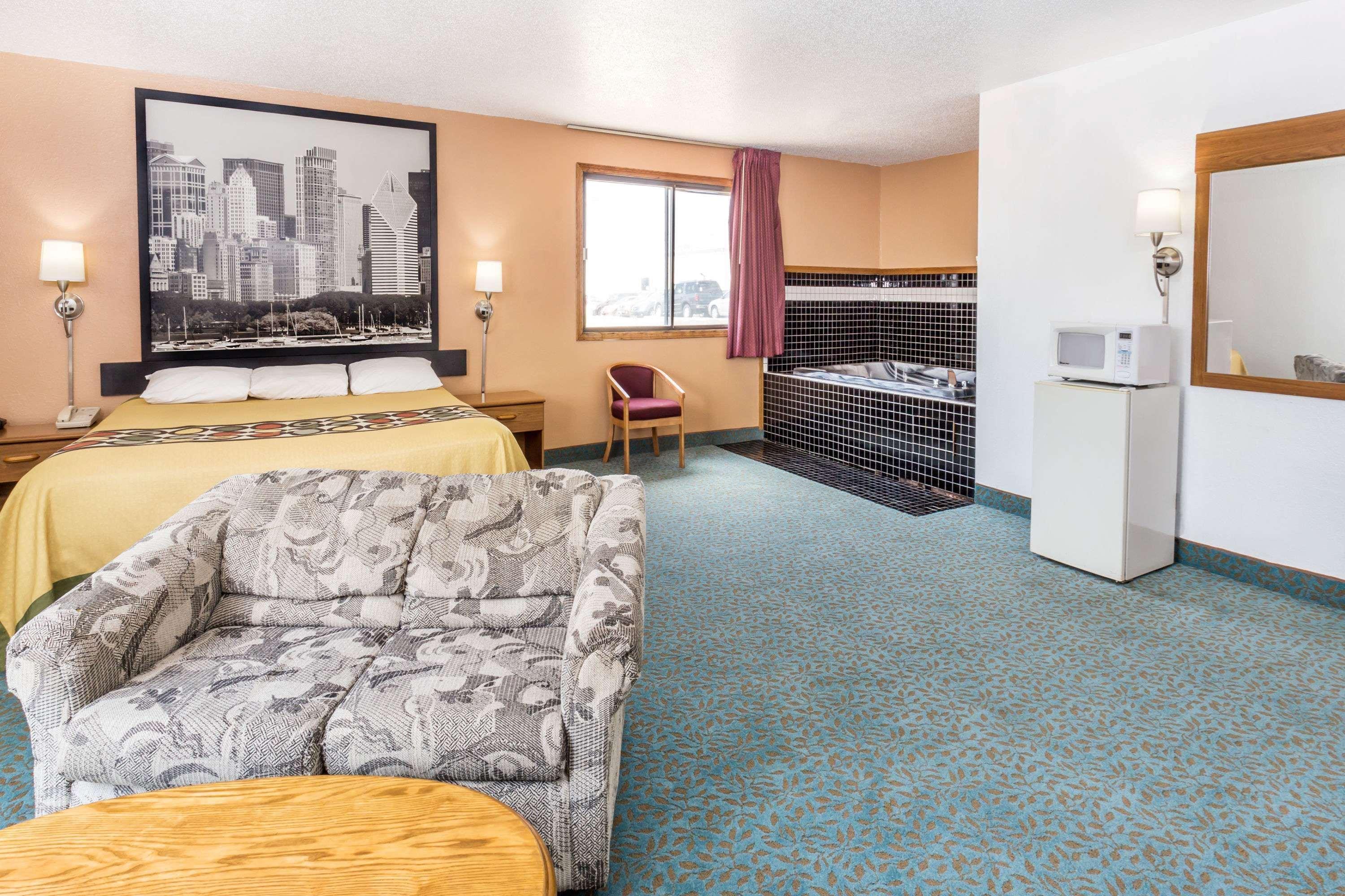 Super 8 By Wyndham Bourbonnais/Kankakee Area Exteriör bild
