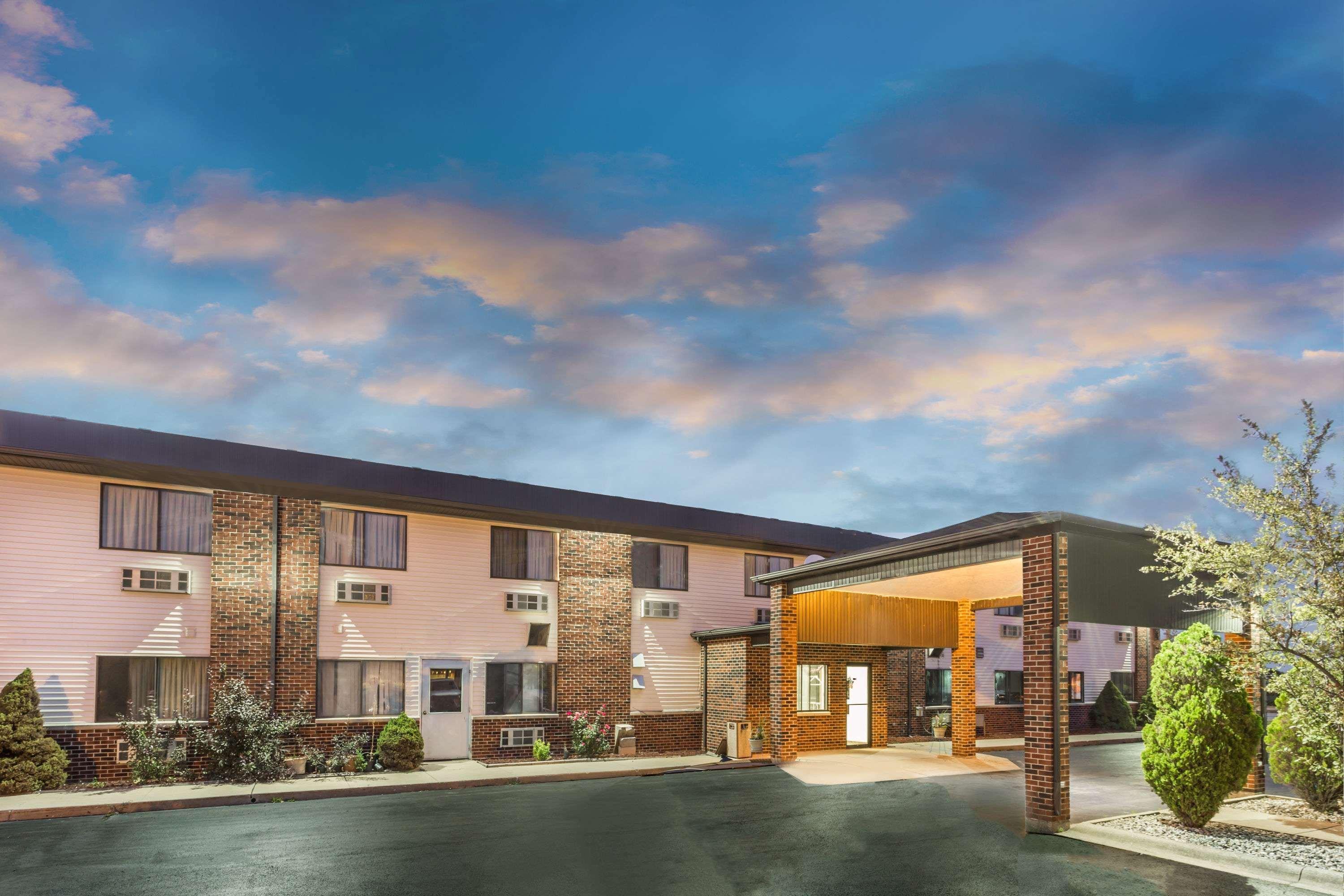 Super 8 By Wyndham Bourbonnais/Kankakee Area Exteriör bild